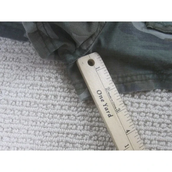 Free People Womens Shorts 2 Camo‎ Camouflage Casual Cotton - Picture 9 of 10